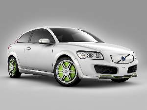 VOLVO_C30_RECHARGE_CONCEPT_OUT_01